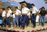 Cowboys, Trucker und Wölfe unter sich Cowboys, Trucker und Wölfe unter sich