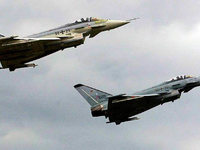 Bundeswehrjets zwingen Korean-Air-Maschine zur Landung in Stuttgart Bundeswehrjets zwingen Korean-Air-Maschine zur Landung in Stuttgart