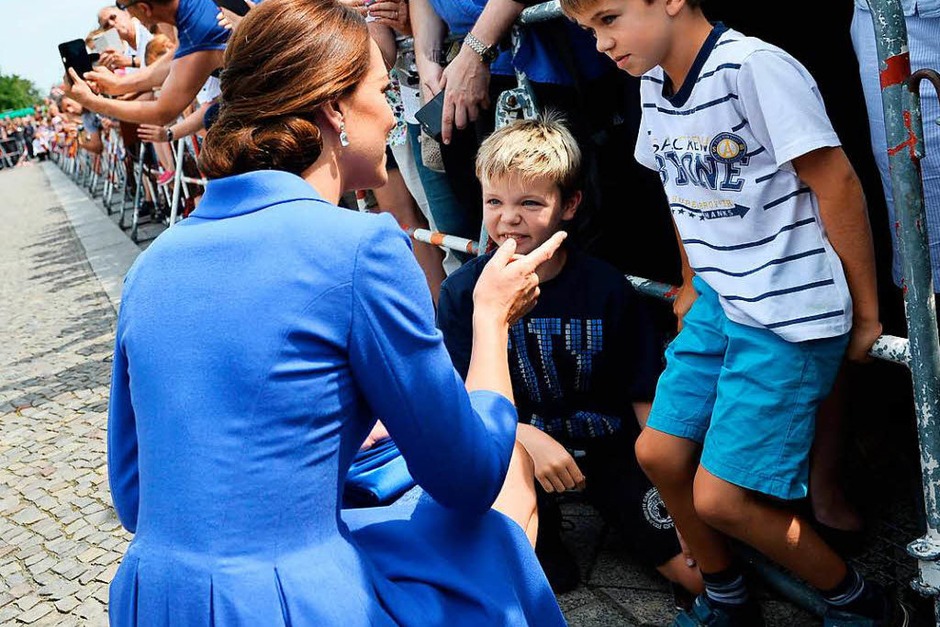 Der erste Deutschlandbesuch von Prinz William mit Frau und Kindern. (Foto: AFP) Der erste Deutschlandbesuch von Prinz William mit Frau und Kindern. (Foto: AFP)