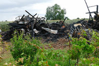 Verdacht auf Brandstiftung in Bohlsbach: Schuppen und Traktoren ein Raub der Flammen Verdacht auf Brandstiftung in Bohlsbach: Schuppen und Traktoren ein Raub der Flammen