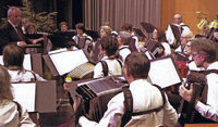 Unterhaltungsmusik mit dem Handharmonikaverein in Neuenburg Unterhaltungsmusik mit dem Handharmonikaverein in Neuenburg