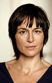 Julia Willmann liest aus "Was es ist" Julia Willmann liest aus "Was es ist"