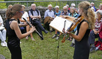 Moderne Klassik in altem Gemäuer Moderne Klassik in altem Gemäuer