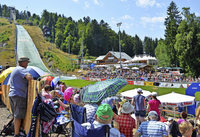 FIS-Youth-Cup und FIS Grand Prix in Hinterzarten FIS-Youth-Cup und FIS Grand Prix in Hinterzarten