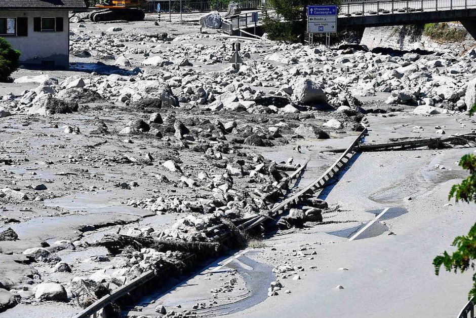 Im Schweizer Kanton Graubünden ist eine gewaltige Gerölllawine vom Piz Cengalo abgegangen. (Foto: AFP) Im Schweizer Kanton Graubünden ist eine gewaltige Gerölllawine vom Piz Cengalo abgegangen. (Foto: AFP)