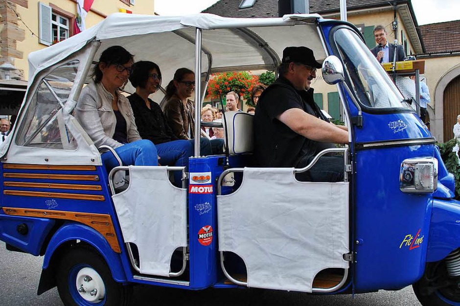 Beim Brauchtumsnachmittag am Samstag: Ein „Reberkundungsfahrzeug“ (Foto: Manfred Frietsch) Beim Brauchtumsnachmittag am Samstag: Ein „Reberkundungsfahrzeug“ (Foto: Manfred Frietsch)