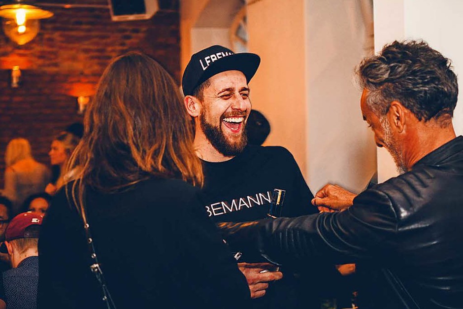 Am Freitag feierte die Bar "Lebemann" in der Habsburgerstraße Eröffnung. Es gab Cocktails und Wurstsalat. (Foto: FABIO TESTA) Am Freitag feierte die Bar "Lebemann" in der Habsburgerstraße Eröffnung. Es gab Cocktails und Wurstsalat. (Foto: FABIO TESTA)