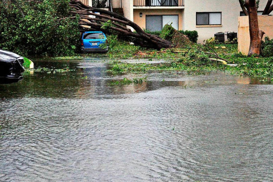 Hurrikan "Irma" stürmt mit voller Wucht durch Florida (Foto: AFP) Hurrikan "Irma" stürmt mit voller Wucht durch Florida (Foto: AFP)