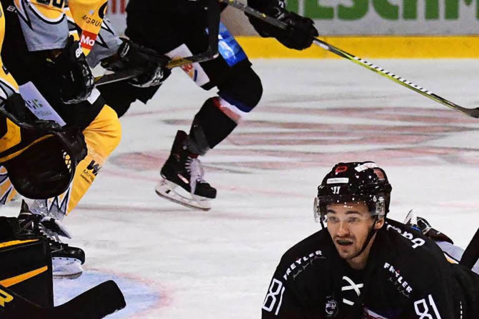 Auftakt gelungen: Der EHC Freiburg bezwingt den EHC Bayreuth im ersten Saisonspiel. (Foto: Achim Keller) Auftakt gelungen: Der EHC Freiburg bezwingt den EHC Bayreuth im ersten Saisonspiel. (Foto: Achim Keller)