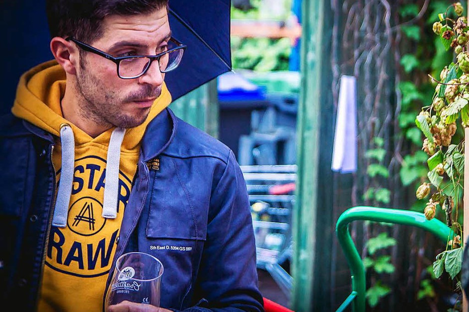 Trübe Stimmung am Himmel, aber jede Menge Bier gab es beim Craftival auf dem ehemaligen Schmitz-Katze-Gelände. (Foto: Julia Klaus) Trübe Stimmung am Himmel, aber jede Menge Bier gab es beim Craftival auf dem ehemaligen Schmitz-Katze-Gelände. (Foto: Julia Klaus)