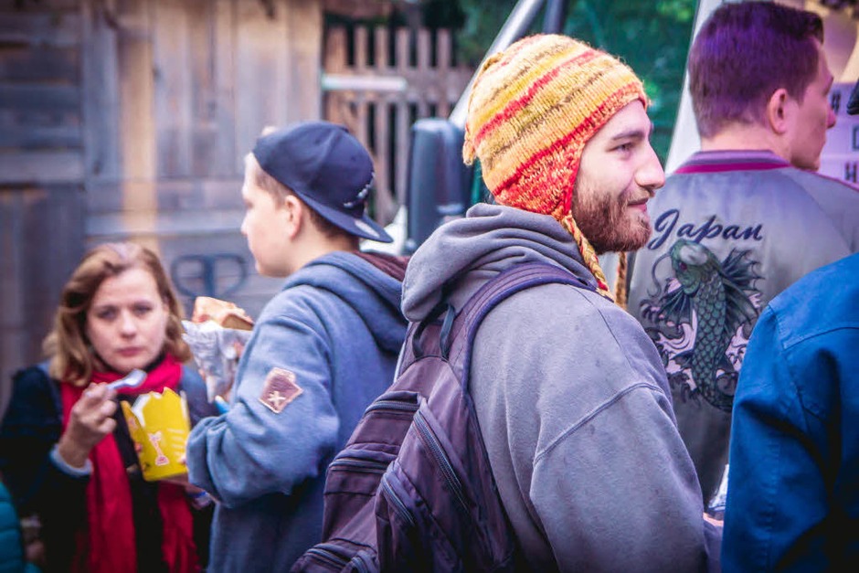 Trübe Stimmung am Himmel, aber jede Menge Bier gab es beim Craftival auf dem ehemaligen Schmitz-Katze-Gelände. (Foto: Julia Klaus) Trübe Stimmung am Himmel, aber jede Menge Bier gab es beim Craftival auf dem ehemaligen Schmitz-Katze-Gelände. (Foto: Julia Klaus)