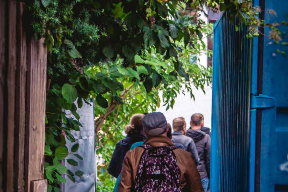 Trübe Stimmung am Himmel, aber jede Menge Bier gab es beim Craftival auf dem ehemaligen Schmitz-Katze-Gelände. (Foto: Julia Klaus) Trübe Stimmung am Himmel, aber jede Menge Bier gab es beim Craftival auf dem ehemaligen Schmitz-Katze-Gelände. (Foto: Julia Klaus)