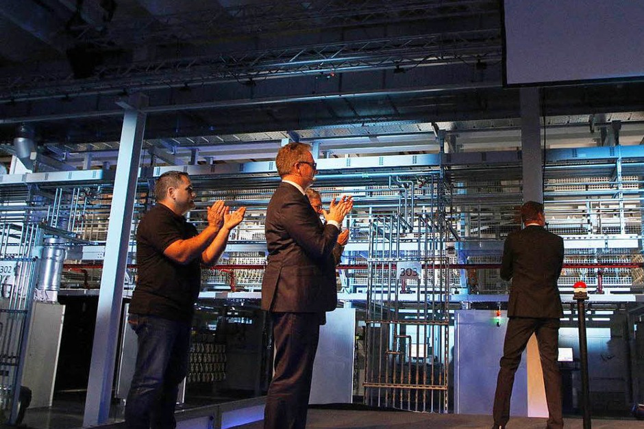 Impressionen von der Inbetriebnahme der neuen Galvanik im Lahrer Grohe-Werk (Foto: Heidi Foessel) Impressionen von der Inbetriebnahme der neuen Galvanik im Lahrer Grohe-Werk (Foto: Heidi Foessel)