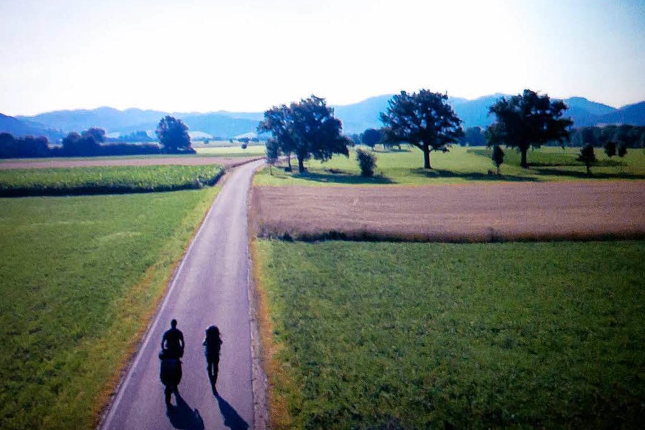 fudders "Club der Freunde" veranstaltete die dritte Freiburger Filmnacht im Cinemaxx. Gezeigt wurde der Film "Weit." von Gwen Weisser und Patrick Allgeier. Die beiden waren bei der Vorführung dabei und beantworteten Fragen. (Foto: Julia Klaus) fudders "Club der Freunde" veranstaltete die dritte Freiburger Filmnacht im Cinemaxx. Gezeigt wurde der Film "Weit." von Gwen Weisser und Patrick Allgeier. Die beiden waren bei der Vorführung dabei und beantworteten Fragen. (Foto: Julia Klaus)