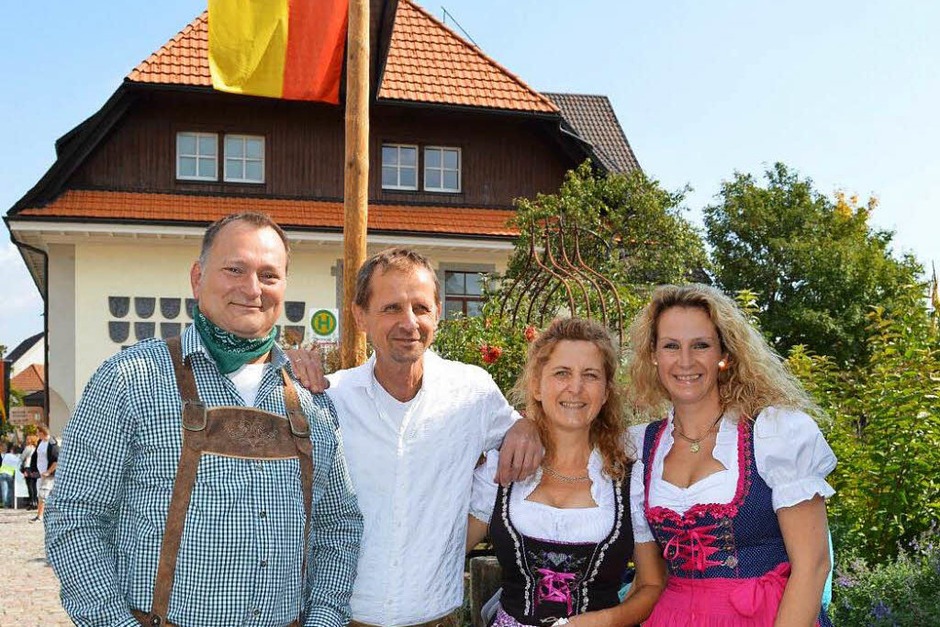 Farbenprächtig war der traditionelle Umzug zum Erntedank am Sonntag in Görwihl. Farbenprächtig war der traditionelle Umzug zum Erntedank am Sonntag in Görwihl.