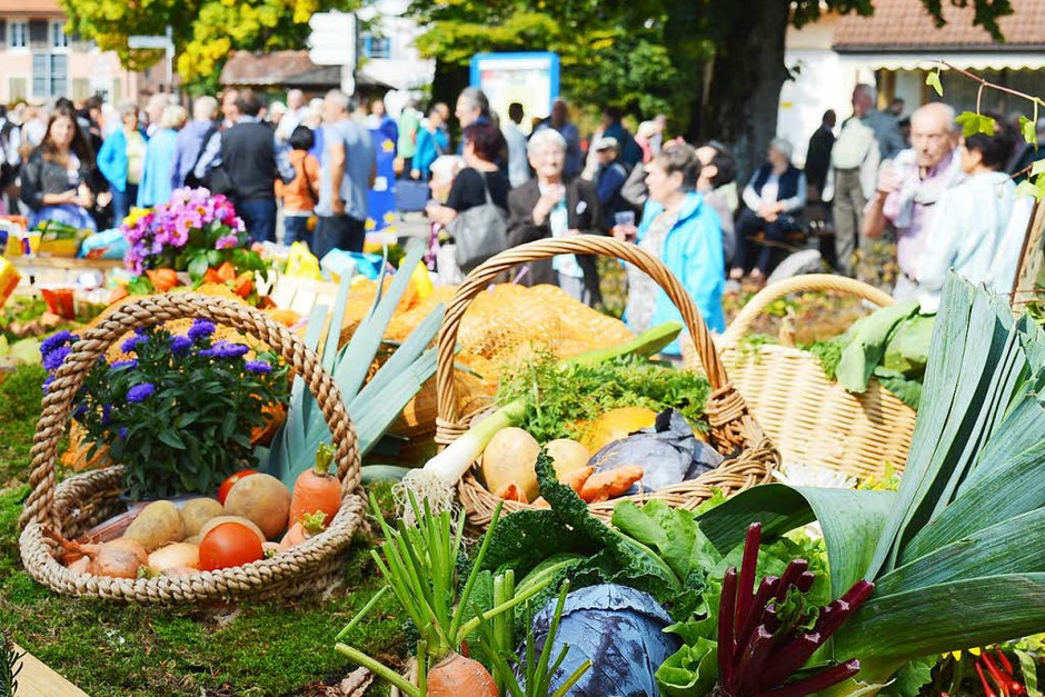 Farbenprächtig war der traditionelle Umzug zum Erntedank am Sonntag in Görwihl. (Foto: Sandhya Hasswani) Farbenprächtig war der traditionelle Umzug zum Erntedank am Sonntag in Görwihl. (Foto: Sandhya Hasswani)
