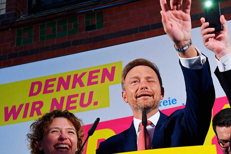 Christian Lindner zieht mit der FDP wieder in den bundestag ein. (Foto: dpa) Christian Lindner zieht mit der FDP wieder in den bundestag ein. (Foto: dpa)