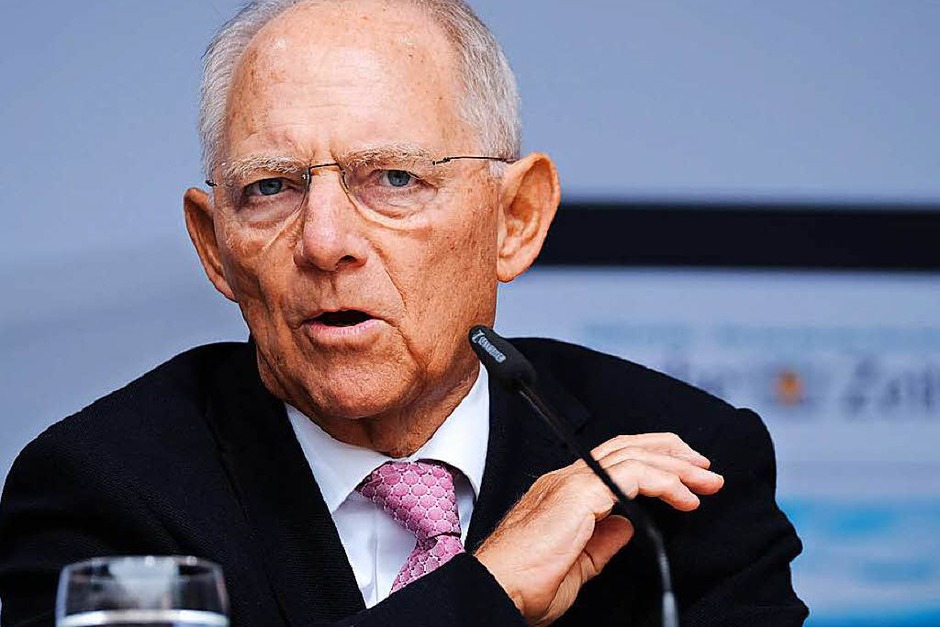 Wolfgang Schäuble (CDU ) hat mit 48,1 Prozent (-8,0 Prozent) das Direktmandat im Wahlkreis Offenburg gewonnen. Elvira Drobinski-Weiß (SPD) schafft es diesmal nicht über die Landesliste. (Foto: Miroslav Dakov) Wolfgang Schäuble (CDU ) hat mit 48,1 Prozent (-8,0 Prozent) das Direktmandat im Wahlkreis Offenburg gewonnen. Elvira Drobinski-Weiß (SPD) schafft es diesmal nicht über die Landesliste. (Foto: Miroslav Dakov)