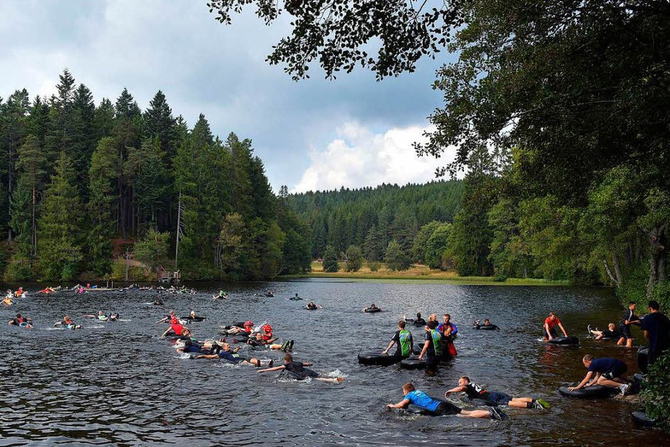 Sportliche und körperliche Herausforderungen gab es beim "Mudiator" in Rothaus genug. (Foto: Wolfgang Scheu) Sportliche und körperliche Herausforderungen gab es beim "Mudiator" in Rothaus genug. (Foto: Wolfgang Scheu)