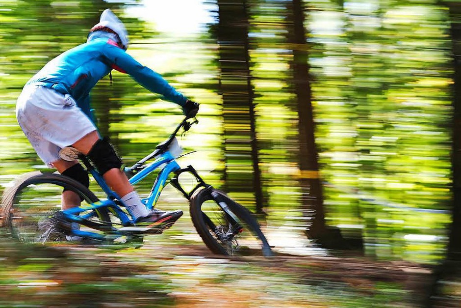 Mountainbiker im Freiburger Wald. (Foto: Miroslav Dakov) Mountainbiker im Freiburger Wald. (Foto: Miroslav Dakov)