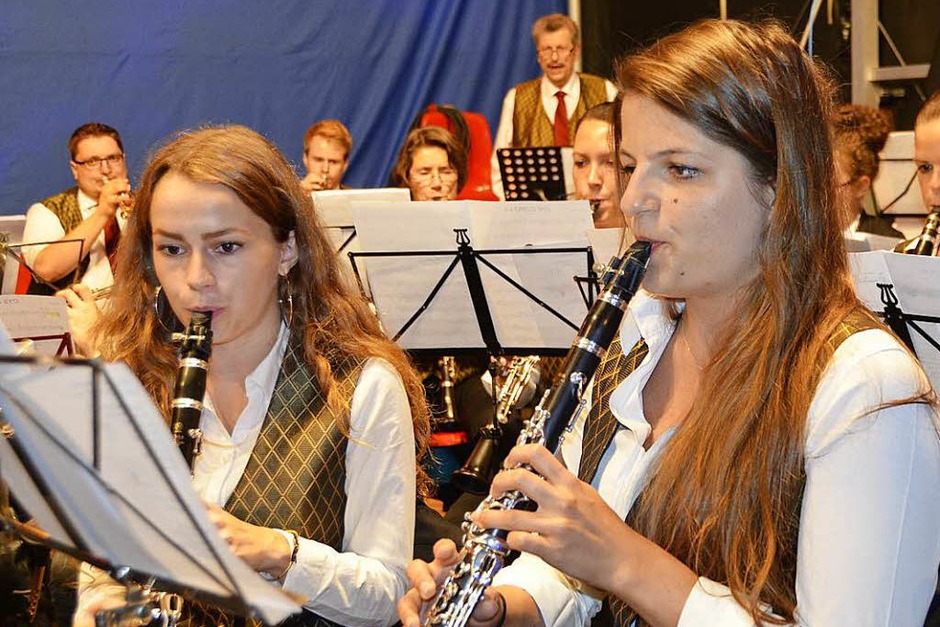 Das Weinfest ist immer auch ein Musikfest. (Foto: hrö) Das Weinfest ist immer auch ein Musikfest. (Foto: hrö)