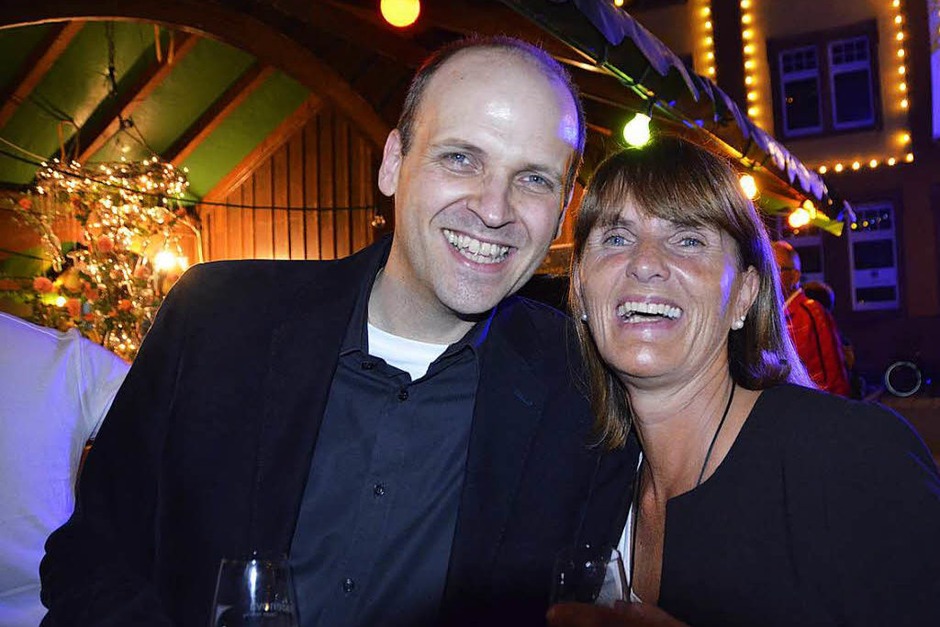Das Ortenauer Weinfest in Offenburg: beliebt bei Alt und Jung. (Foto: hrö) Das Ortenauer Weinfest in Offenburg: beliebt bei Alt und Jung. (Foto: hrö)