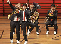 Blechbläserquintett Canadian Brass begeistert im Lörracher Burghof Blechbläserquintett Canadian Brass begeistert im Lörracher Burghof