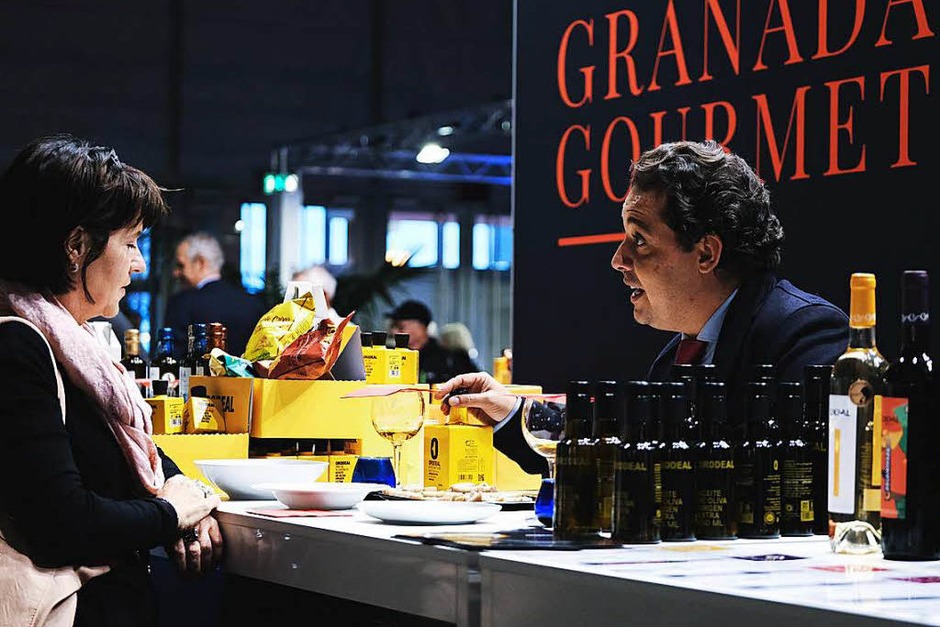 Die Genussmesse Plaza Culinaria in Freiburg bietet kulinarische Köstlichkeiten. (Foto: Miroslav Dakov) Die Genussmesse Plaza Culinaria in Freiburg bietet kulinarische Köstlichkeiten. (Foto: Miroslav Dakov)