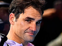 Roger Federer verliert überraschend im Halbfinale Roger Federer verliert überraschend im Halbfinale