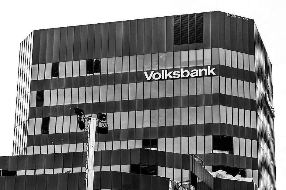 Das Volksbank-Gebäude ist bald Geschichte (Foto: Carlotta Huber) Das Volksbank-Gebäude ist bald Geschichte (Foto: Carlotta Huber)