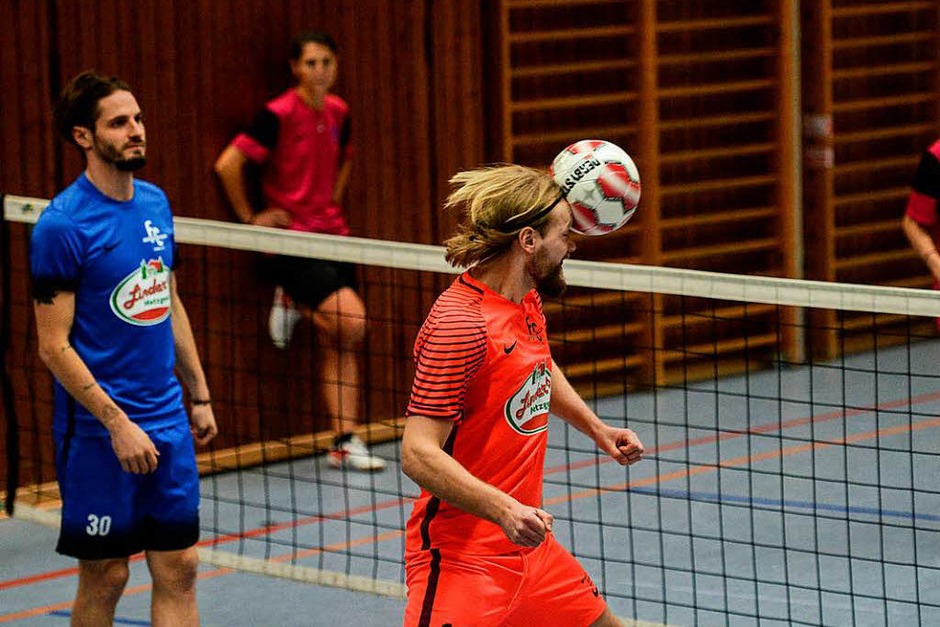Fußballtennisturnier in Bahlingen. (Foto: Patrick Seeger) Fußballtennisturnier in Bahlingen. (Foto: Patrick Seeger)