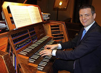Andreas Mölder gestaltet die erste Orgelmusik zur Marktzeit im Fridolinsmünster Bad Säckingen Andreas Mölder gestaltet die erste Orgelmusik zur Marktzeit im Fridolinsmünster Bad Säckingen