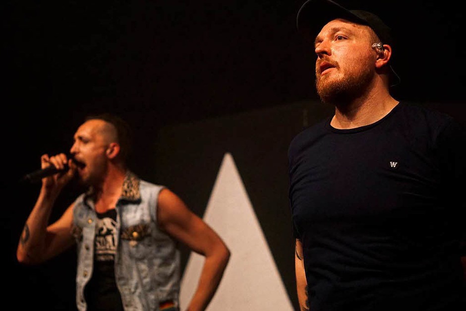Loten die Grenzen des HipHop-Kosmos neu aus: Die Antilopen Gang. (Foto: Simon Langemann) Loten die Grenzen des HipHop-Kosmos neu aus: Die Antilopen Gang. (Foto: Simon Langemann)
