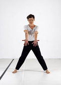 Solo-Tanzperformance Cliff Solo-Tanzperformance Cliff
