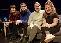 Vier Grand Dames des Poetry Slams begeistern im Burghof Vier Grand Dames des Poetry Slams begeistern im Burghof