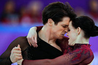 Gold für Kanadas Eiskunstläufer im Team Gold für Kanadas Eiskunstläufer im Team