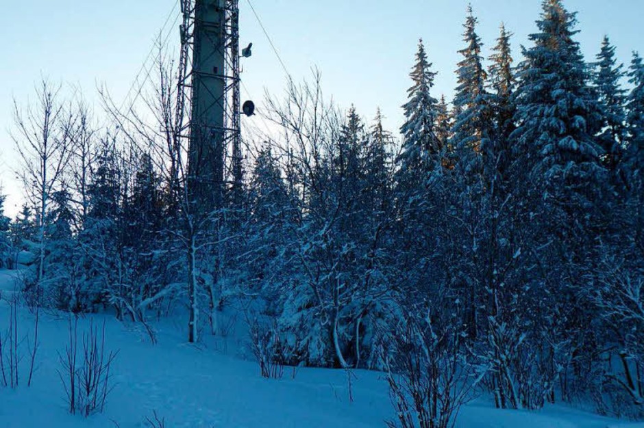 Klirrende Kälte, blauer Himmel und Sonnenschein: So zeigt sich der Hochschwarzwald zum Ende der närrischen Tage. (Foto: Peter Stellmach) Klirrende Kälte, blauer Himmel und Sonnenschein: So zeigt sich der Hochschwarzwald zum Ende der närrischen Tage. (Foto: Peter Stellmach)
