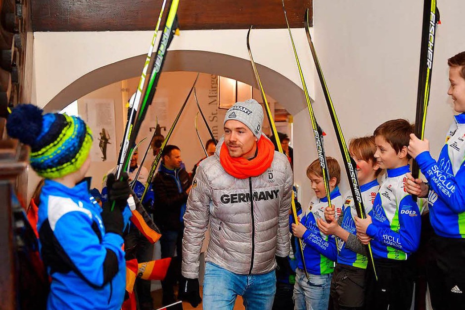 Fabian Rießle kommt die Treppe zum Kapitelsaal im Klostermuseum hinauf. (Foto: Wolfgang Scheu) Fabian Rießle kommt die Treppe zum Kapitelsaal im Klostermuseum hinauf. (Foto: Wolfgang Scheu)