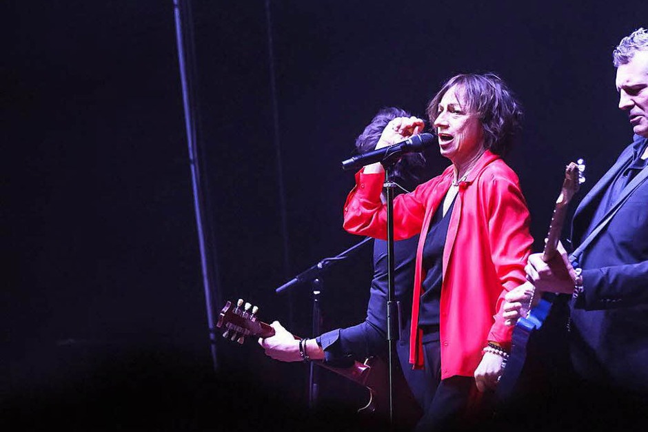 "Fenomenale" hat die aus dem italienischen Siena stammende Rocksängerin Gianna Nannini ihre Tour genannt, nach einem Titel aus ihrem 2017 erschienenen neuen Album "Amore Gigante". (Foto: Janos Ruf) "Fenomenale" hat die aus dem italienischen Siena stammende Rocksängerin Gianna Nannini ihre Tour genannt, nach einem Titel aus ihrem 2017 erschienenen neuen Album "Amore Gigante". (Foto: Janos Ruf)