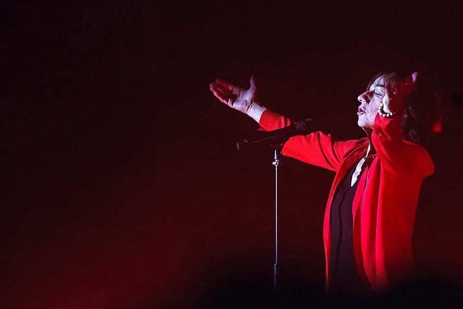 "Fenomenale" hat die aus dem italienischen Siena stammende Rocksängerin Gianna Nannini ihre Tour genannt, nach einem Titel aus ihrem 2017 erschienenen neuen Album "Amore Gigante". (Foto: Janos Ruf) "Fenomenale" hat die aus dem italienischen Siena stammende Rocksängerin Gianna Nannini ihre Tour genannt, nach einem Titel aus ihrem 2017 erschienenen neuen Album "Amore Gigante". (Foto: Janos Ruf)