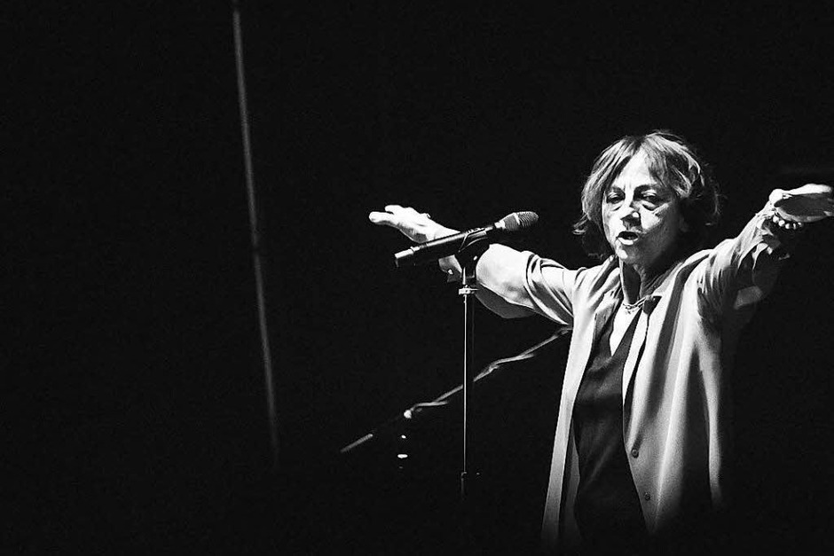 "Fenomenale" hat die aus dem italienischen Siena stammende Rocksängerin Gianna Nannini ihre Tour genannt, nach einem Titel aus ihrem 2017 erschienenen neuen Album "Amore Gigante". (Foto: Janos Ruf) "Fenomenale" hat die aus dem italienischen Siena stammende Rocksängerin Gianna Nannini ihre Tour genannt, nach einem Titel aus ihrem 2017 erschienenen neuen Album "Amore Gigante". (Foto: Janos Ruf)