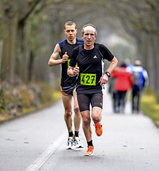 Spannung (fast) bis zum Ende Spannung (fast) bis zum Ende