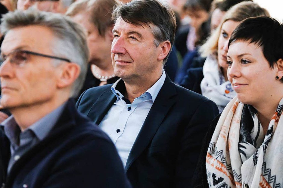 Sind Unternehmen auf die Generation Z (geboren ab 1990) vorbereitet? Die Krankenkasse Barmer lud gemeinsam mit der Badischen Zeitung zum Unternehmerforum "Generation Z vs. Arbeitswelt 4.0" ins BZ-Museum ein. (Foto: Miroslav Dakov) Sind Unternehmen auf die Generation Z (geboren ab 1990) vorbereitet? Die Krankenkasse Barmer lud gemeinsam mit der Badischen Zeitung zum Unternehmerforum "Generation Z vs. Arbeitswelt 4.0" ins BZ-Museum ein. (Foto: Miroslav Dakov)