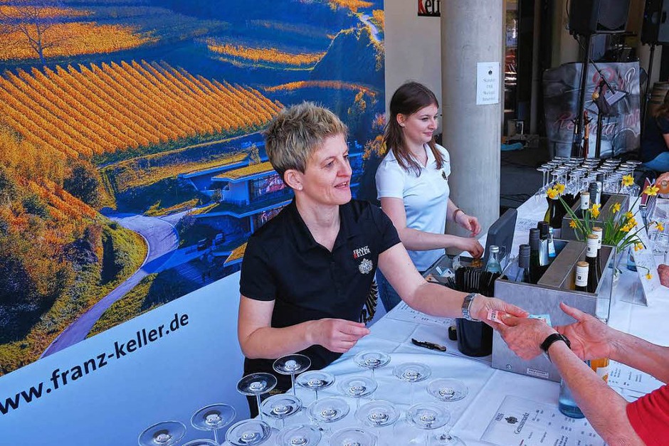2. Genussmarkt der Badischen Zeitung und dem Weingut Franz Keller. (Foto: Miroslav Dakov) 2. Genussmarkt der Badischen Zeitung und dem Weingut Franz Keller. (Foto: Miroslav Dakov)