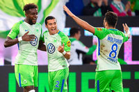 VfL Wolfsburg besiegt Kiel im Relegations-Hinspiel 3:1 VfL Wolfsburg besiegt Kiel im Relegations-Hinspiel 3:1