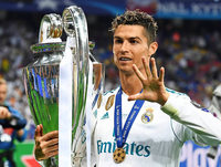 Kokettiert Cristiano Ronaldo mit dem Abschied von Real Madrid? Kokettiert Cristiano Ronaldo mit dem Abschied von Real Madrid?