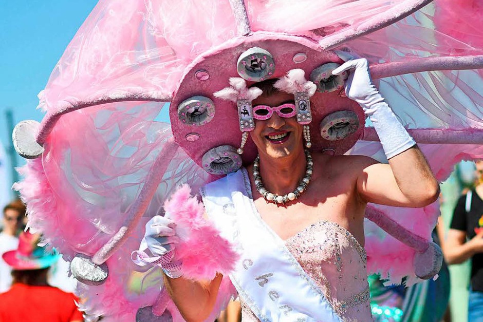 CSD 2018 in Köln. (Foto: dpa) CSD 2018 in Köln. (Foto: dpa)
