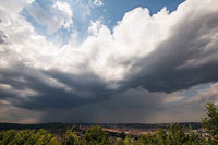 Gewitter und Starkregen am Nachmittag auch in Baden-Württemberg möglich Gewitter und Starkregen am Nachmittag auch in Baden-Württemberg möglich