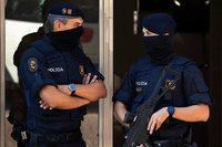 Anschlag mit Messer auf Polizeiwache in Spanien – Angreifer getötet Anschlag mit Messer auf Polizeiwache in Spanien – Angreifer getötet