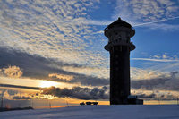 Soll der Feldbergturm nachts beleuchtet werden? Soll der Feldbergturm nachts beleuchtet werden?